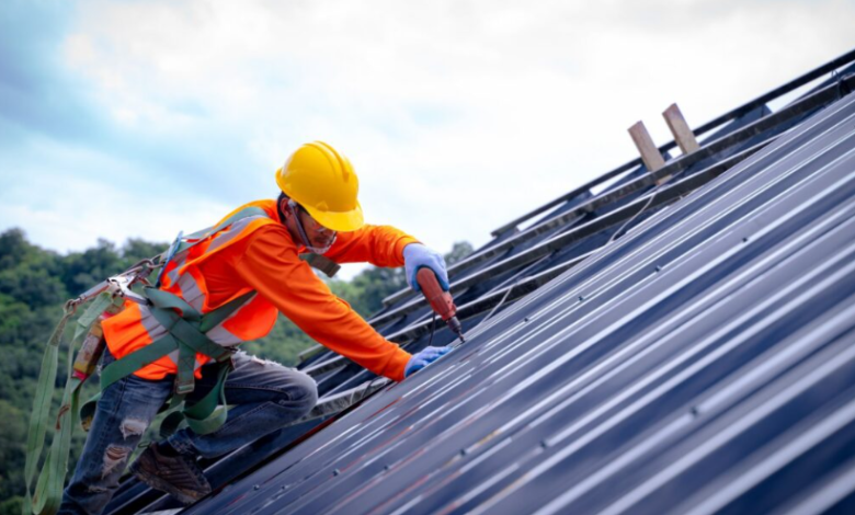 Battling the Storm: Are Shingles or Metal Roofs Better for Hurricane Resistance?